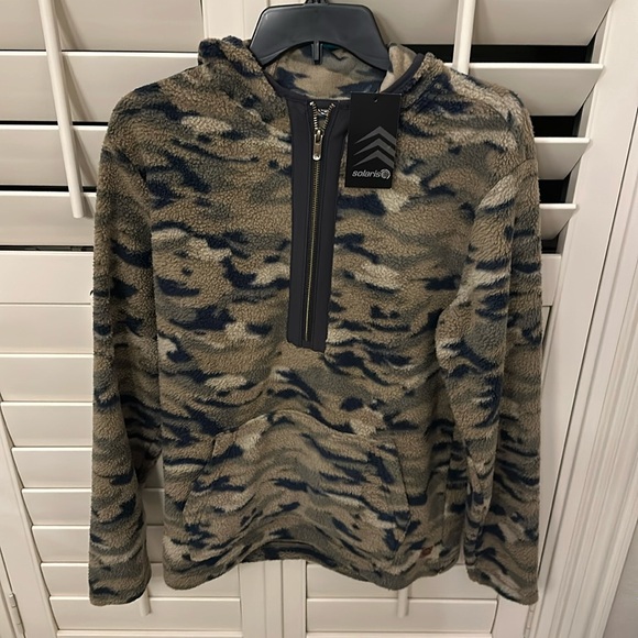 Solaris Camo Fleece hooded Quarter Zip - Picture 1 of 5